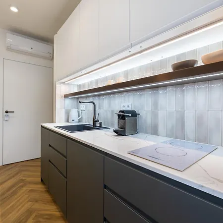 Design Close To Wenceslas Square With Ac 프라하